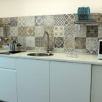 двухкомнатная кухня с балконом